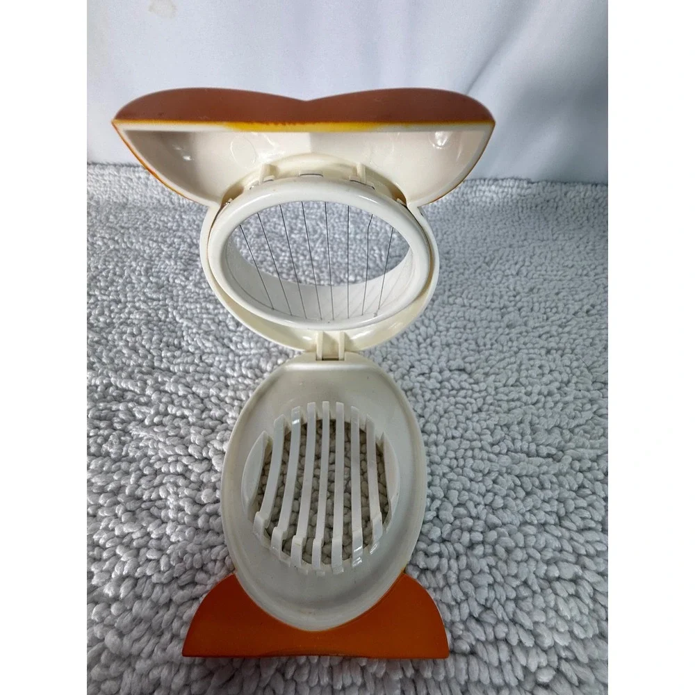 VTG Chick Shaped Manual Egg Slicer White Orange BPA‎ Free Bird Kitchen Tool